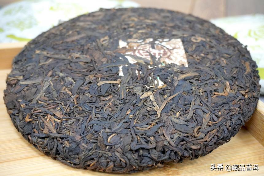 2006年昌泰号茶壶陈布朗青饼：昌泰号经典野生茶，究竟好不好喝？
